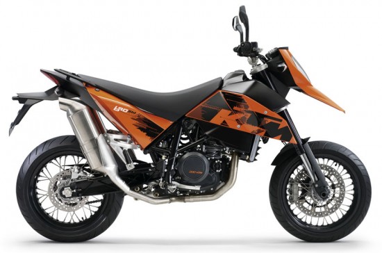 690SM.jpg